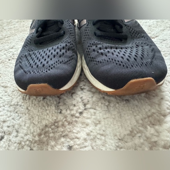 New Balance Fresh Foam Arishi Sneakers - Picture 2 of 9